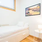 Ybh Lopez De Neira 42, 1 * Vigo