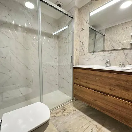 Ybh Lopez De Neira 42, 1 아파트