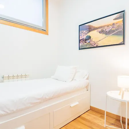 Ybh Lopez De Neira 42, 1 * Βίγκο
