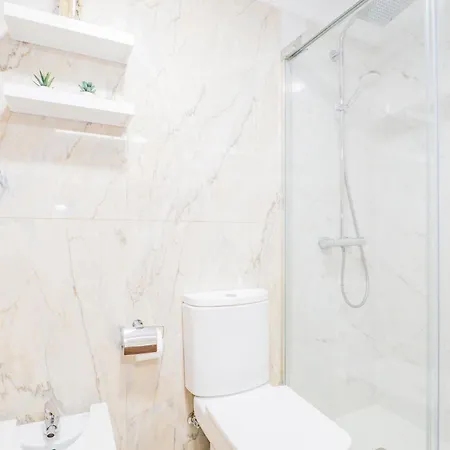 Ybh Lopez De Neira 42, 1 아파트