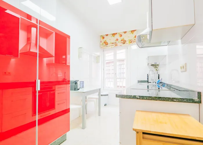 Διαμέρισμα Ybh Lopez De Neira 42, 1 *