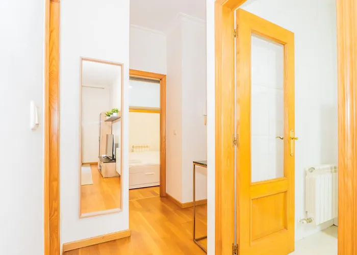 Ybh Lopez De Neira 42, 1 *